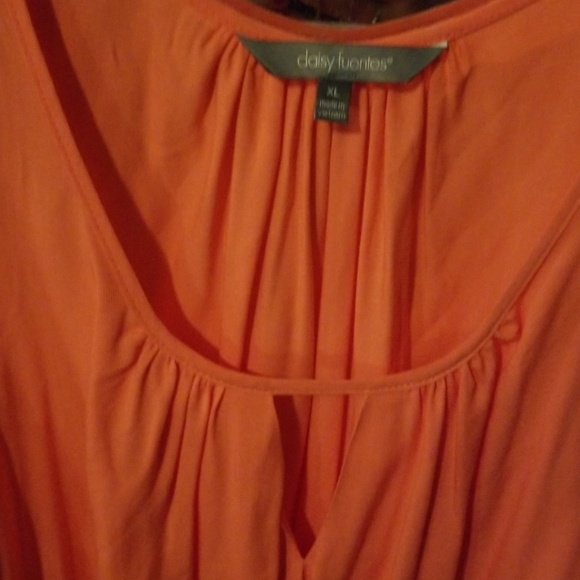 Daily Fuentes coral sleeveless top - Picture 2 of 2